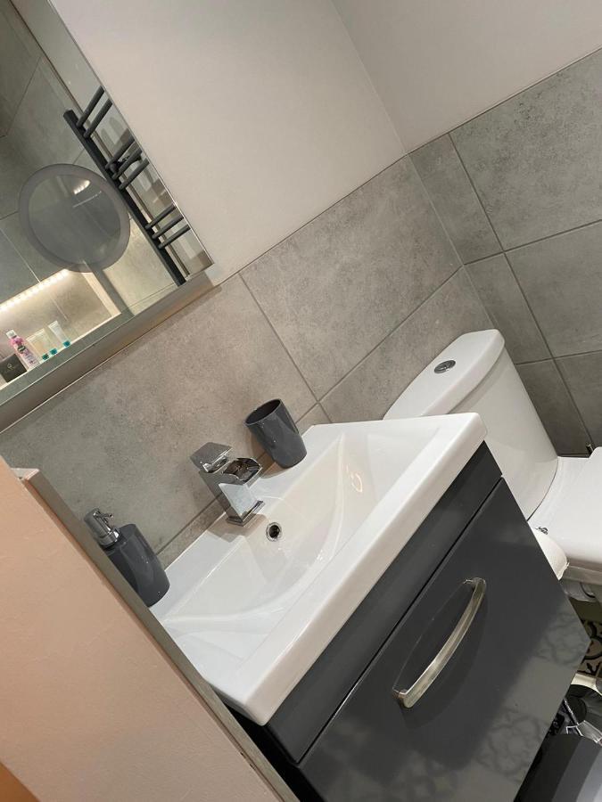 Cambridge Villas Private Studio Lytham St Annes Ngoại thất bức ảnh