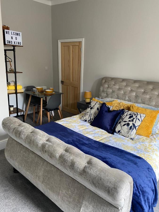 Cambridge Villas Private Studio Lytham St Annes Ngoại thất bức ảnh