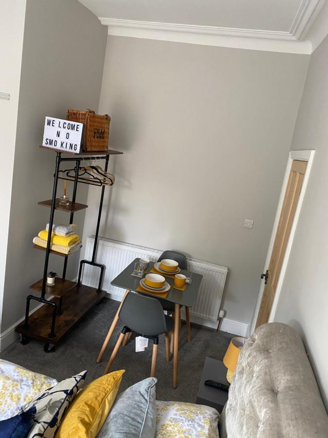Cambridge Villas Private Studio Lytham St Annes Ngoại thất bức ảnh
